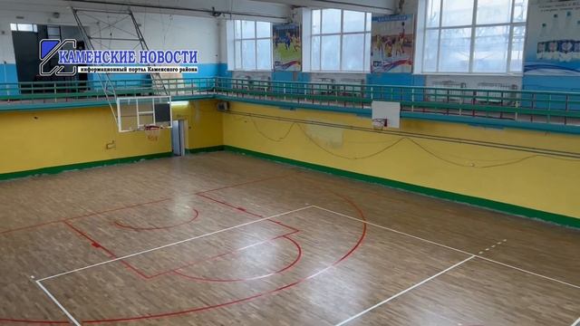 В Каменской спортивной школе продолжается ремонт смотреть онлайн