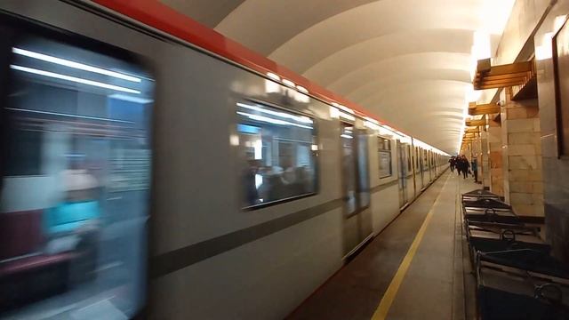 81-725 25005 «Балтиец» отправляется со станции Метро «Гражданский проспект» 27.01.2023 | 18:43 смотреть онлайн