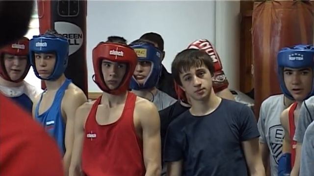 Сборы юношеской сборной по боксу на базе А.Алиева смотреть онлайн