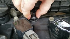 Nissan 2.5L (QR25DE) PCV Valve Replacement - Quick Guide!
