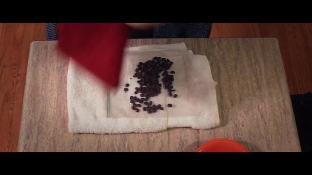 How to Grind Coffee Beans without a Grinder смотреть онлайн
