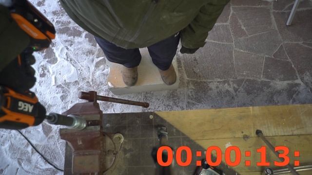 Импакт сломал биту. Переходник с квадрата 1/2 на HEX 1/4 смотреть онлайн