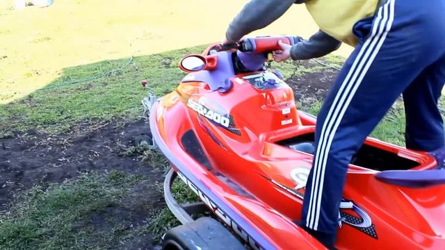 Гидроцикл Bombardier GSX первый запуск после зимы!!!