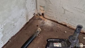 как просверлить отверстие в кирпичной стене