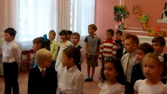 Праздник осени. 2012. Садик №72 смотреть онлайн