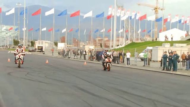 Предварительный заезд формулы 1-МОТОФРИСТАЙЛ-2013 год-Сочи-Олимпийский парк смотреть онлайн