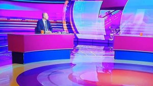 кто должен заменить 1 ый запорный кран в квартире ?