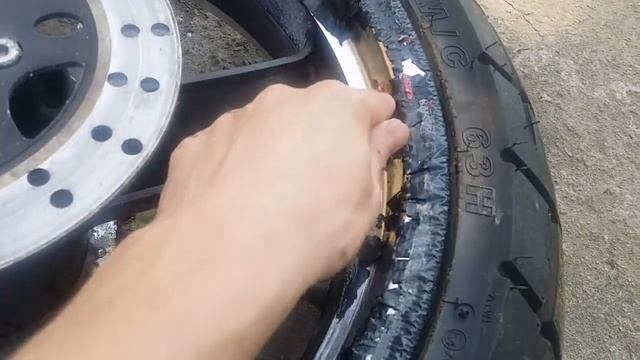 Счистка краски с диска мотоцикла смотреть онлайн