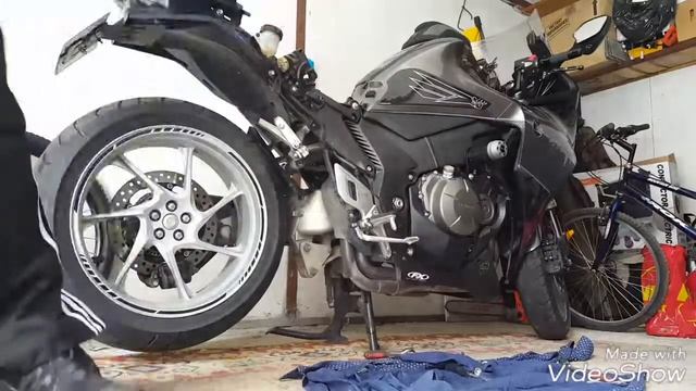 Changing Honda VFR 1200 F OEM exhaust  to GPR exhaust