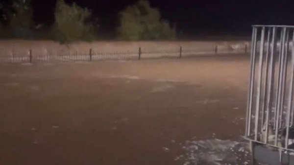 The rivers burst their banks, the red alert level! Storm Babet hits Scotland