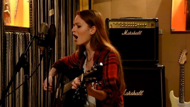 Kaleo - Way Down We Go (Christiana Vatista cover) смотреть онлайн
