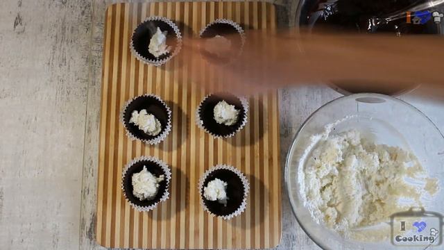 ❤ СЫРКИ с вареной сгущенкой в шоколадной глазури❤Вкусный десерт❤Как приготовить сырки в глазури. смотреть онлайн