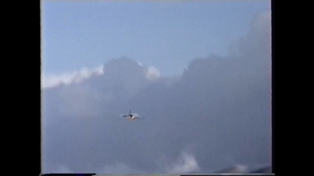 The BEST Solo Fast Jet Display!! - RAF F4 Phantom - West Malling 1988 смотреть онлайн