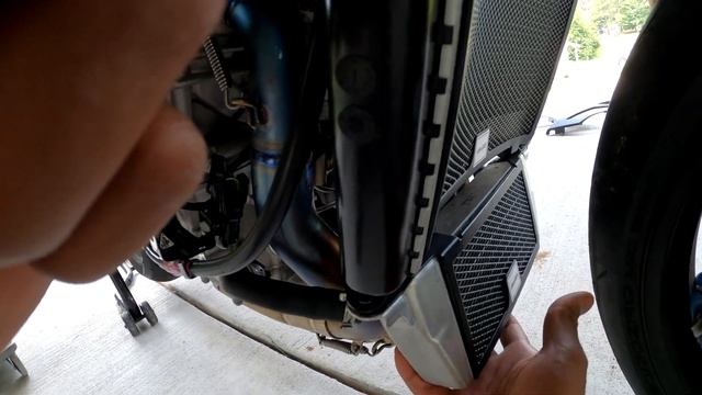 2023 BMW S1000RR/M1000RR Diece83 Radiator And Oil Cooler Guard Install