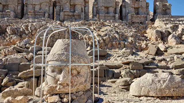 Mount Nemrut and the God King of Commagene | The Headless Gods of Mount Nemrut . смотреть онлайн
