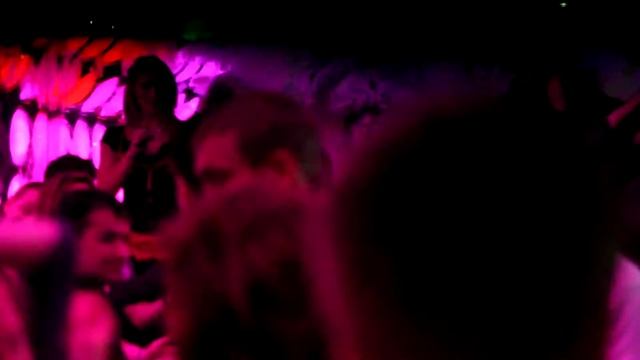 Club Saint Tropez Flensburg Sa. 11.02.2012 - DJ SLON & KATYA live on Stage 3 смотреть онлайн