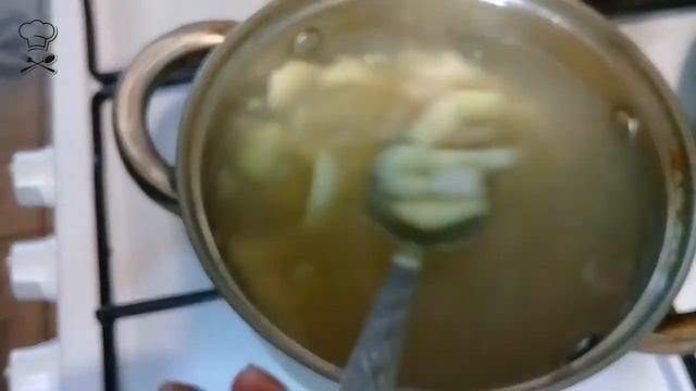 Ароматная и очень вкусная УХА ИЗ ГОЛОВ РЕЧНОЙ РЫБЫ не оттянешь за уши смотреть онлайн