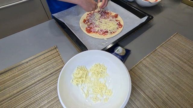 Как быстро приготовить пиццу смотреть онлайн