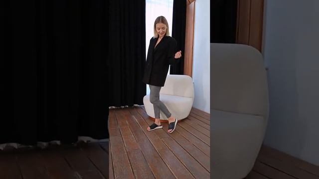 Сабо Ara из натуральной кожи темно-синего цвета смотреть онлайн