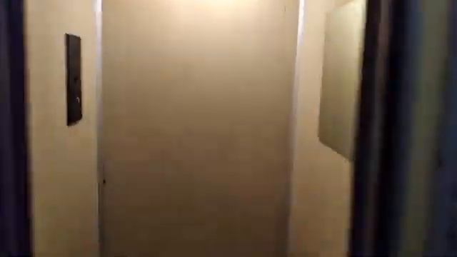 Пассажирский лифт 400 кг, 1 м/с, КМЗ-1993 г (@ г. Москва, 3-й Сетуньский проезд, 3, под-6) смотреть онлайн