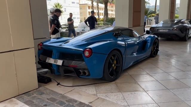 Blue Ferrari Laferrari in Monaco during F1 ! смотреть онлайн