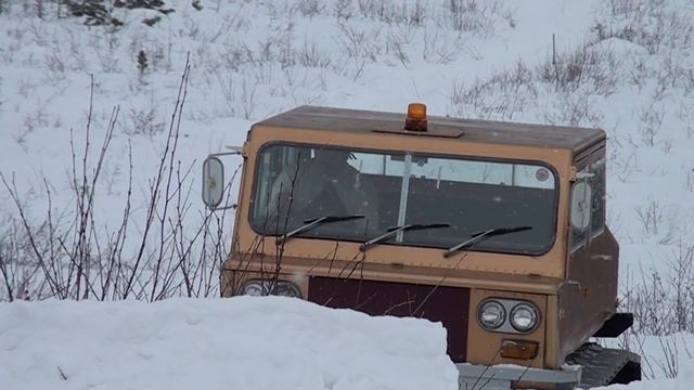 OHARA-SM20 (ISUZU) СЕМЕЙНЫЙ СНЕГОХОД.  Крутой подъем