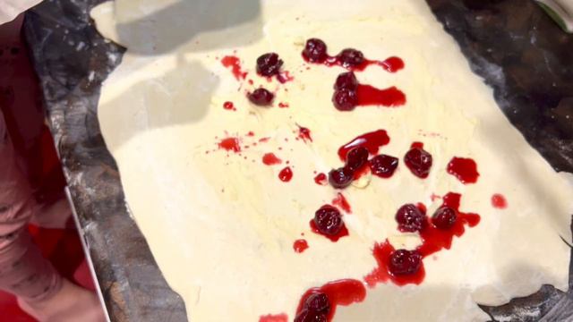 Десерт из слоеного теста быстро Dessert from puff pastry quickly / roll cake recipe смотреть онлайн