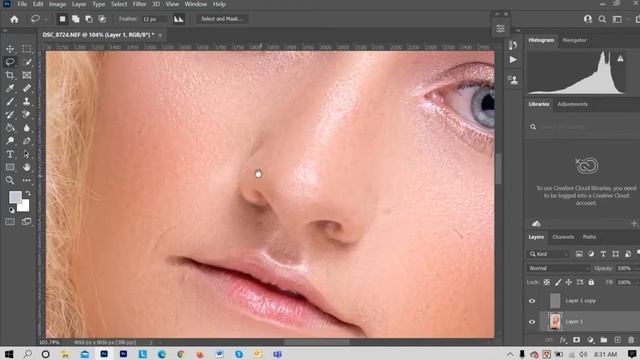 How to Skin Retouching use to Lasso Tool in Photoshop. смотреть онлайн