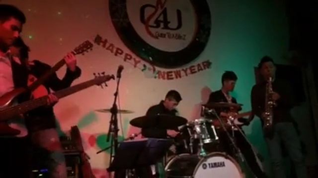 Happy New Year saxophone cực chất - G4U (Guitar Cho Bạn) 3/ смотреть онлайн