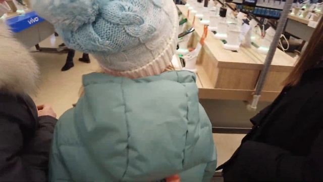 Мой любимый День Рождения! Покупаем телефон и веселимся с подружками! смотреть онлайн