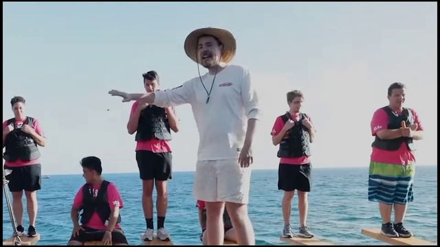 Я Подарил Моему 100,000,000 Подписчику Остров смотреть онлайн