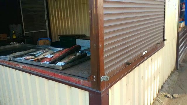 Город Мариуполь. Рынок сегодня. Небольшой рынок на 17м микрорайоне. смотреть онлайн