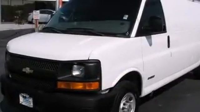 2005 Chevrolet Express Extended G2500 смотреть онлайн