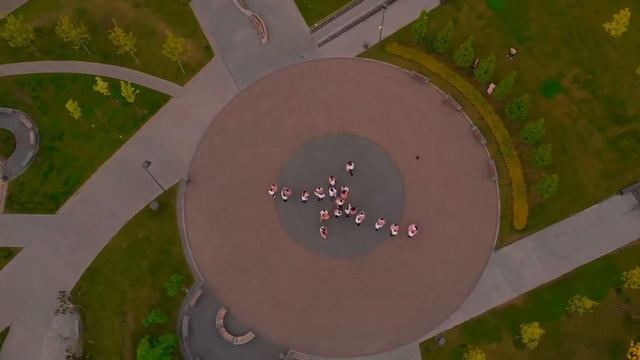 ВЫПУСКНОЙ ВАЛЬС 11-Г класса школа №35 г.Днепр смотреть онлайн