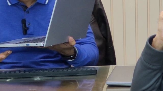 Student laptop Acer Aspire 3 A315-24P Ryzen 5 7520U 8-512 GB Brand New смотреть онлайн