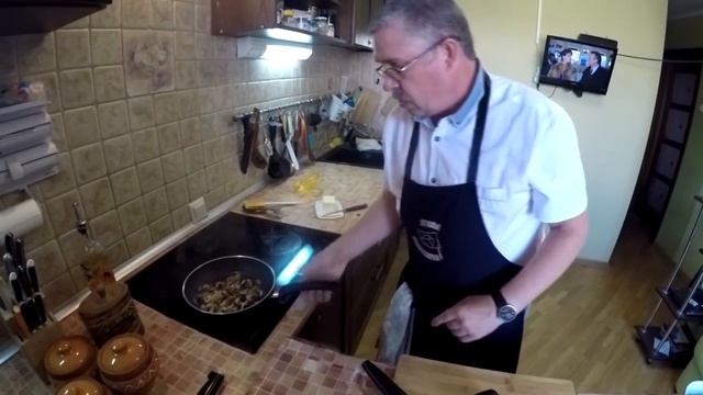 Как приготовить жаркое в горшочках смотреть онлайн