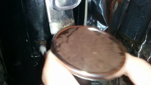 Grind compare: Compak K3 vs. Mazzer Mini Electronic смотреть онлайн