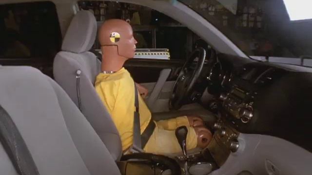 2008 Toyota Highlander side IIHS crash test смотреть онлайн