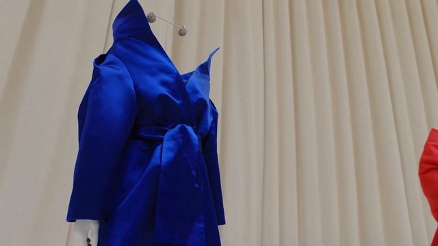 Balenciaga 50th Couture Collection China Special смотреть онлайн