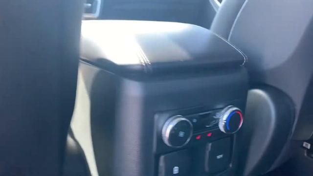2020 Ford Explorer XLT смотреть онлайн