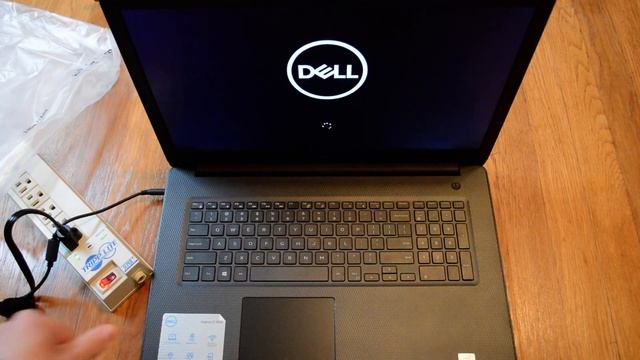 Unboxing Dell Inspiron 17
