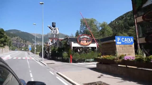 VLOG Наш отель в Андорре оказался высоко в горах смотреть онлайн