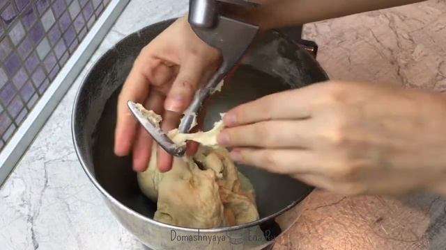 Пирожки как Пух . Начинка мясо и капуста.Идеальное постное тесто. смотреть онлайн