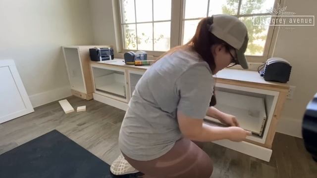 DIY Window Seat HACK with IKEA Besta Drawers смотреть онлайн