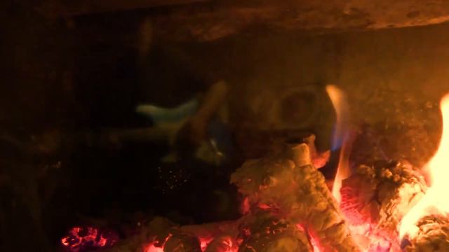 Rodrigo Del Bao - "De nuevo en el cristal de la chimenea" (Back inside the glass of the fireplace) смотреть онлайн