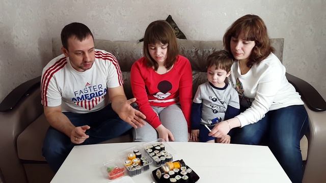 #VLOG: ОБЗОР ЕДЫ ? АВТОСУШИ | ЖАЛЬ ПОТРАЧЕННЫХ ДЕНЕГ смотреть онлайн
