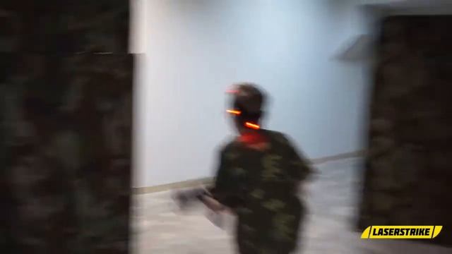Лазер Страйк в ТЦ Полет смотреть онлайн