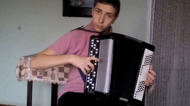 Игра на баяне. Этюд 1-й. На школьном перерыве. смотреть онлайн