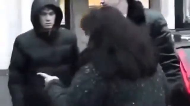 Жестокие уличные драки! смотреть онлайн