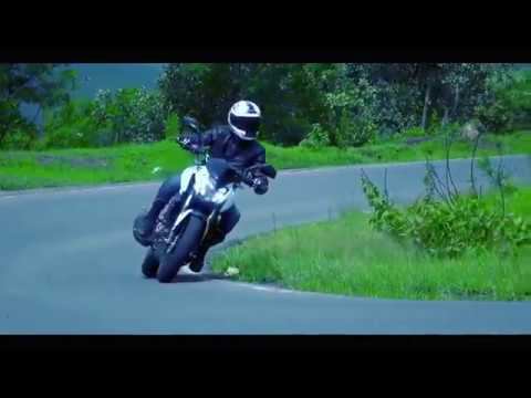 Bajaj Dominar 400, создан для скорости смотреть онлайн